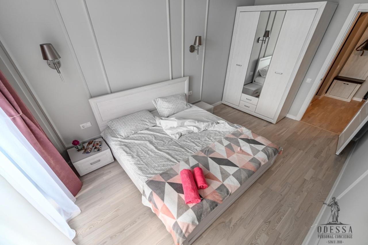 City Center New House Odessa Eksteriør bilde