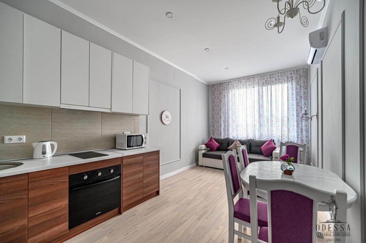 City Center New House Odessa Eksteriør bilde